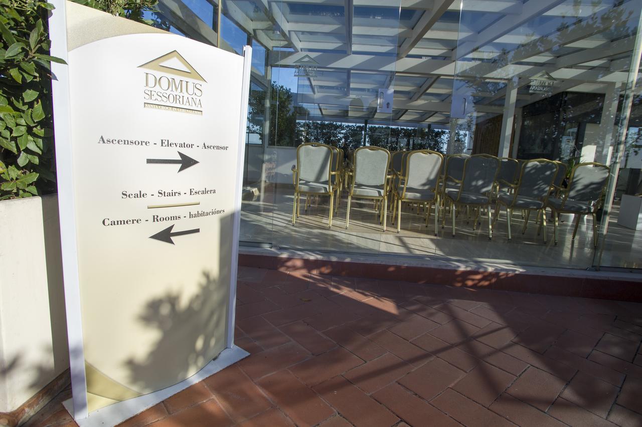Domus Sessoriana Bed & Breakfast Roma Ngoại thất bức ảnh